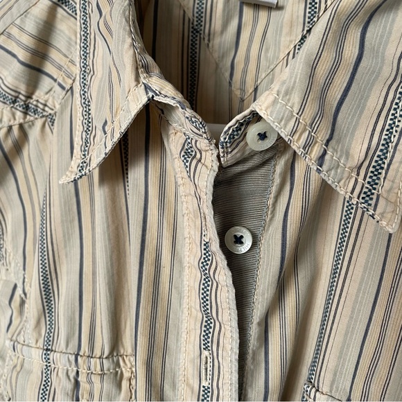 Ladies Shirt by Tommy Hilfiger - Picture 2 of 11